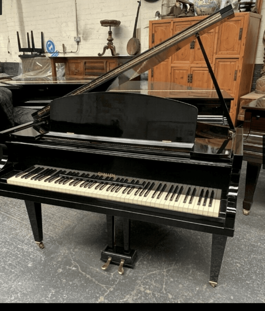 aldwin black baby grand piano c142